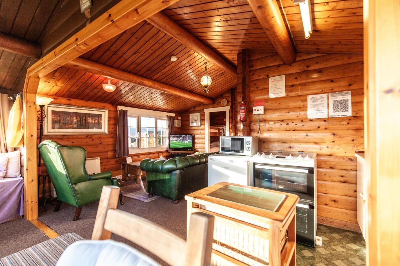 Log Cabin Nestled In The Mountains Of Snowdonia By Seren Property Trawsfynydd Екстериор снимка