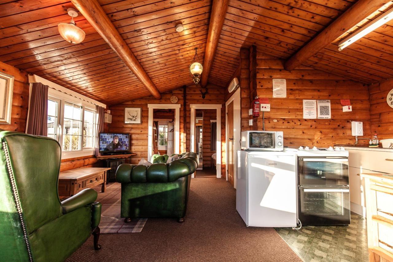 Log Cabin Nestled In The Mountains Of Snowdonia By Seren Property Trawsfynydd Екстериор снимка